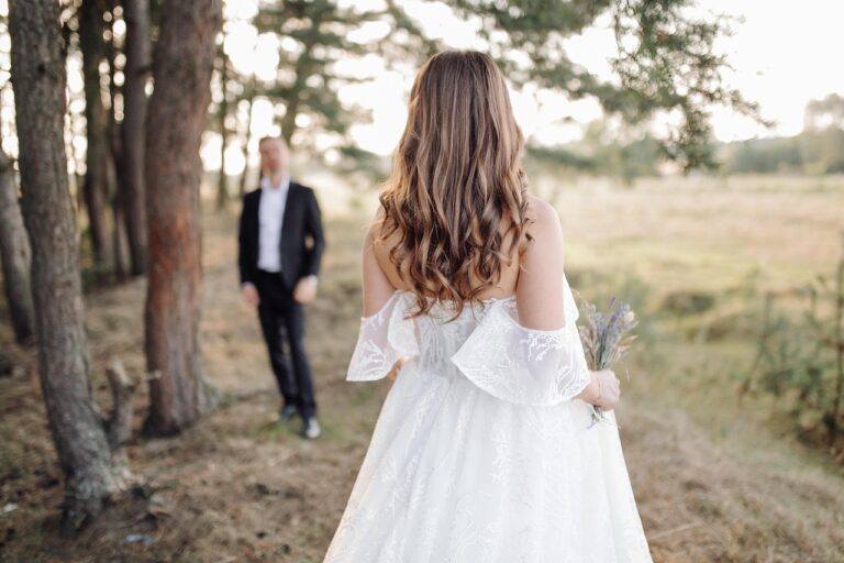 Ślub – znaczenie, symbolika i głęboki sens jednego z najważniejszych momentów w życiu bride, groom, wedding, marriage, wedding photography, bridal gown, bridal dress, couple, love, lovers, bridal, together, man, wedding dress, woman, people, in love, romantic, romance, relationship, wife, portrait, celebration, dress, married, bride, wedding, wedding, wedding, wedding, wedding, wedding dress