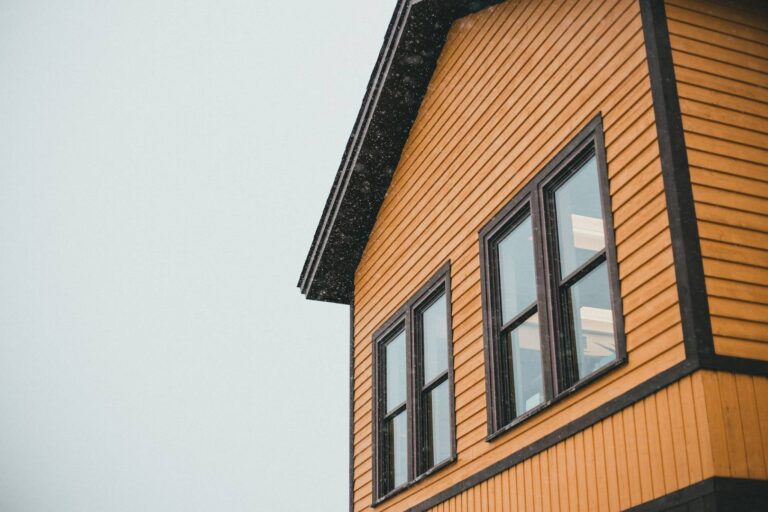 Siding elewacyjny PCV – jak wybrać i gdzie kupić